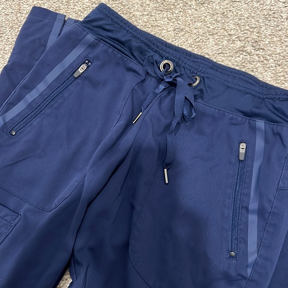 Grey’s Anatomy Straight Leg Scrub Pant - Picture 6 of 6